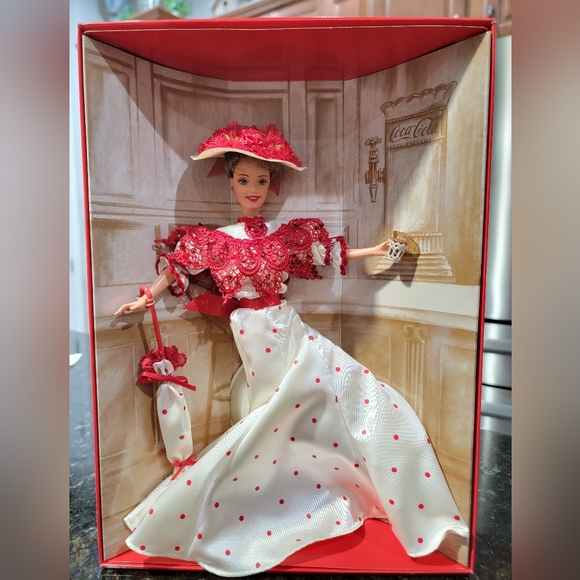 Soda Fountain Sweetheart Barbie - Picture 1 of 8